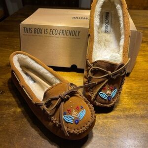 Minnetonka Floral Collection by Ayashe